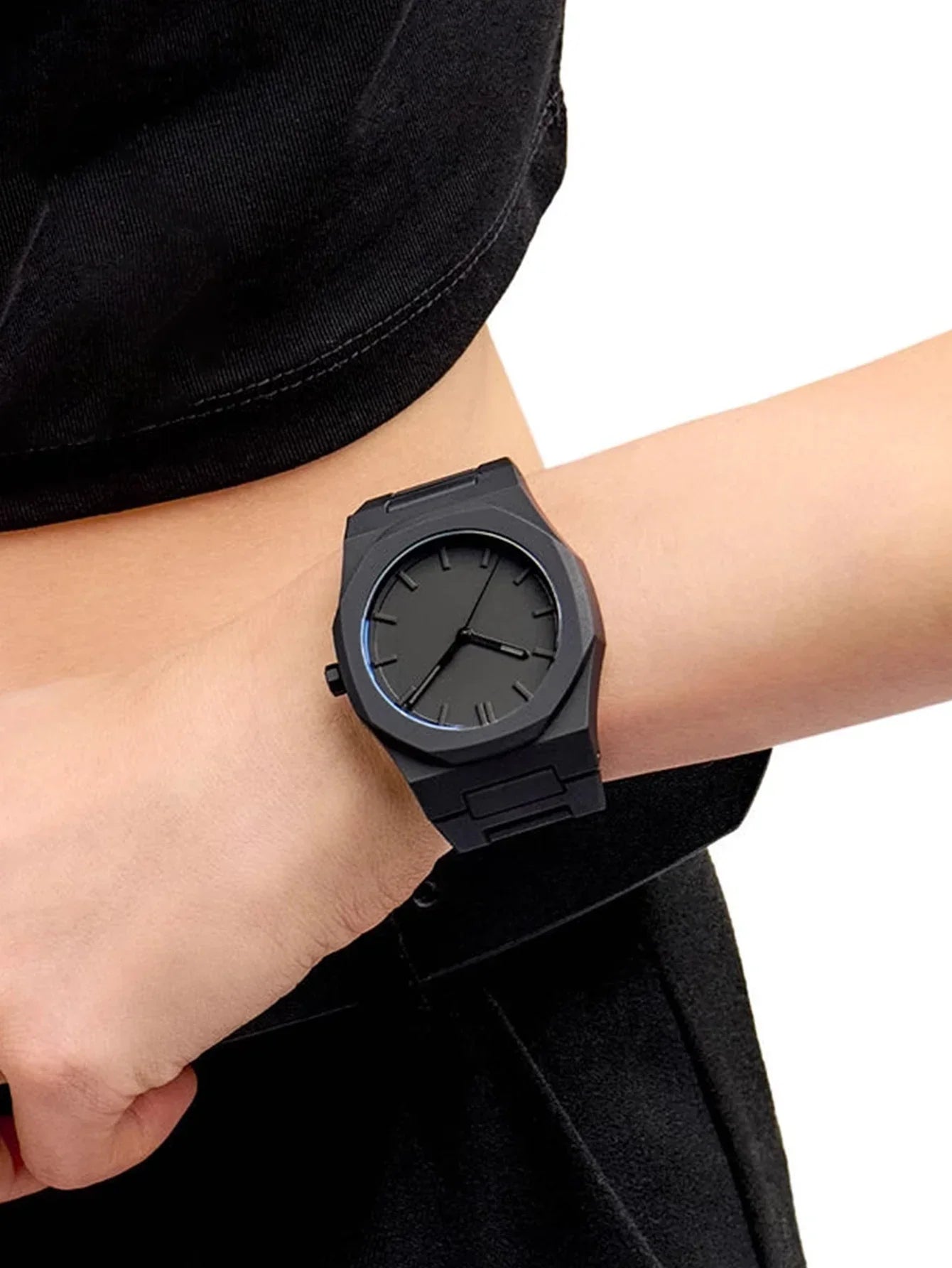 Minimalist TOMI Watch Noctis Arabic