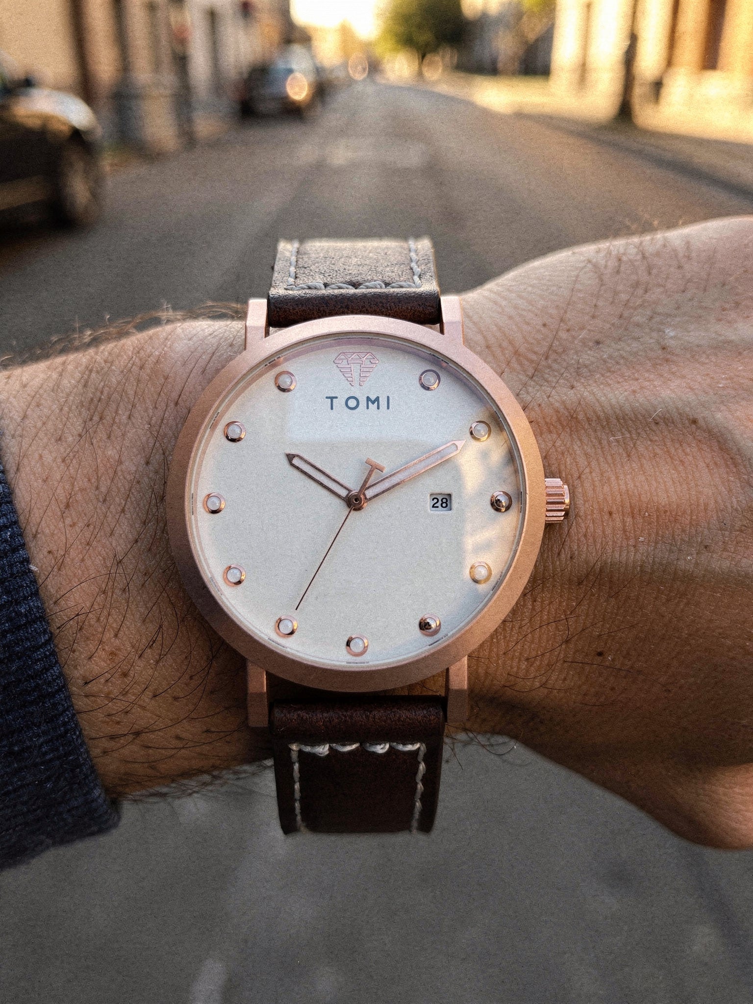 TOMI T074 Noble Cadence